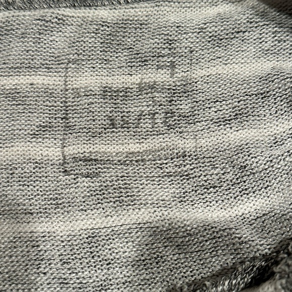 Free People high-low stretchy knit. - Picture 7 of 8